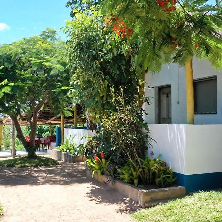 Complexo Alemanha - Vilanculos Backpacker Buitenkant foto